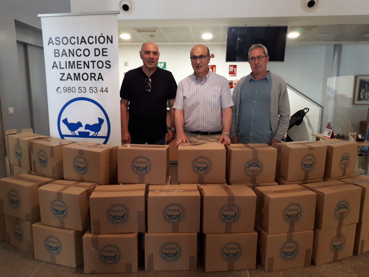 ALIMENTOS ENTREGA AL BANCO BIBLIOT 1