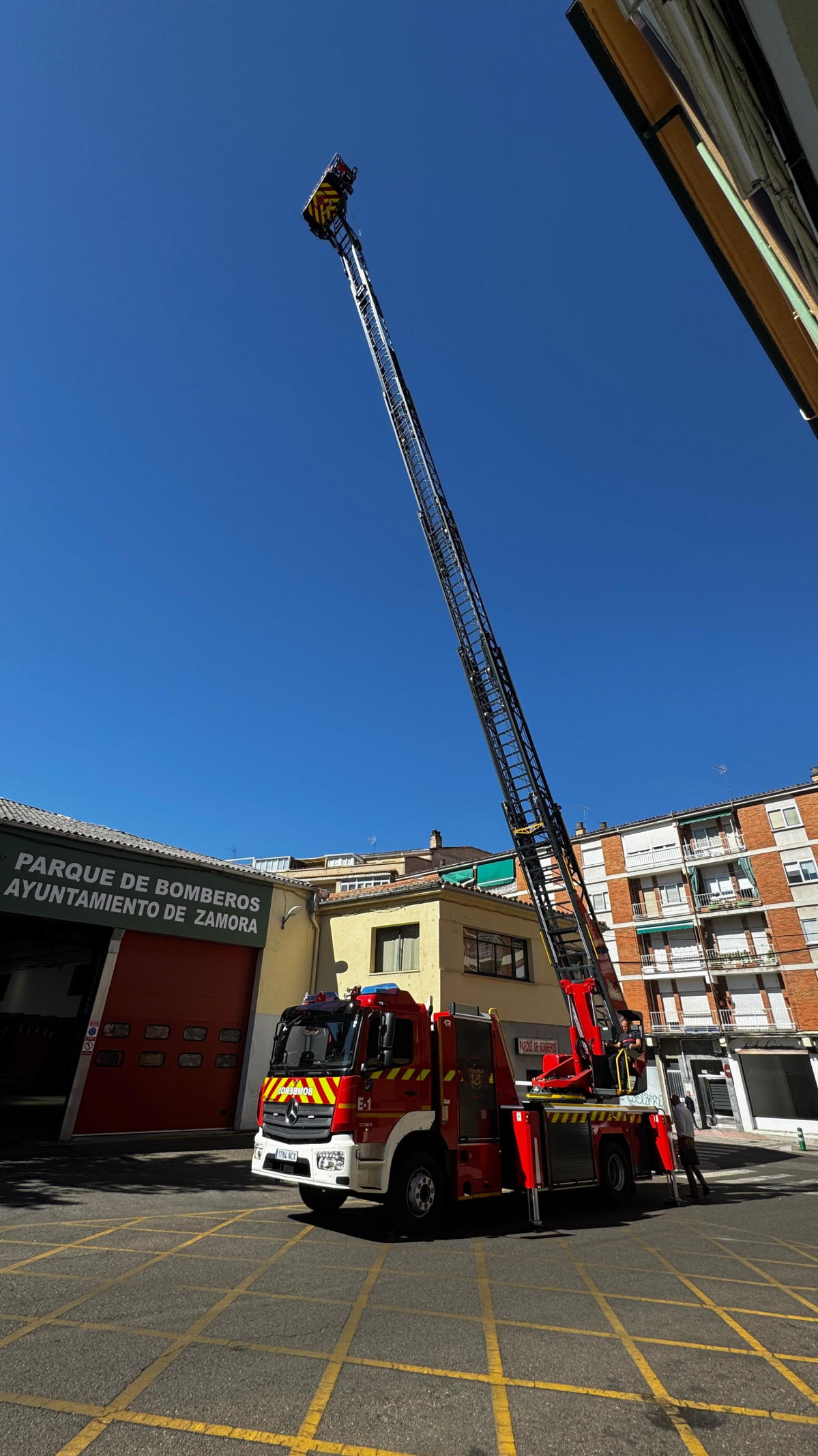 Nuevo camiu00f3n Bomberos (1)