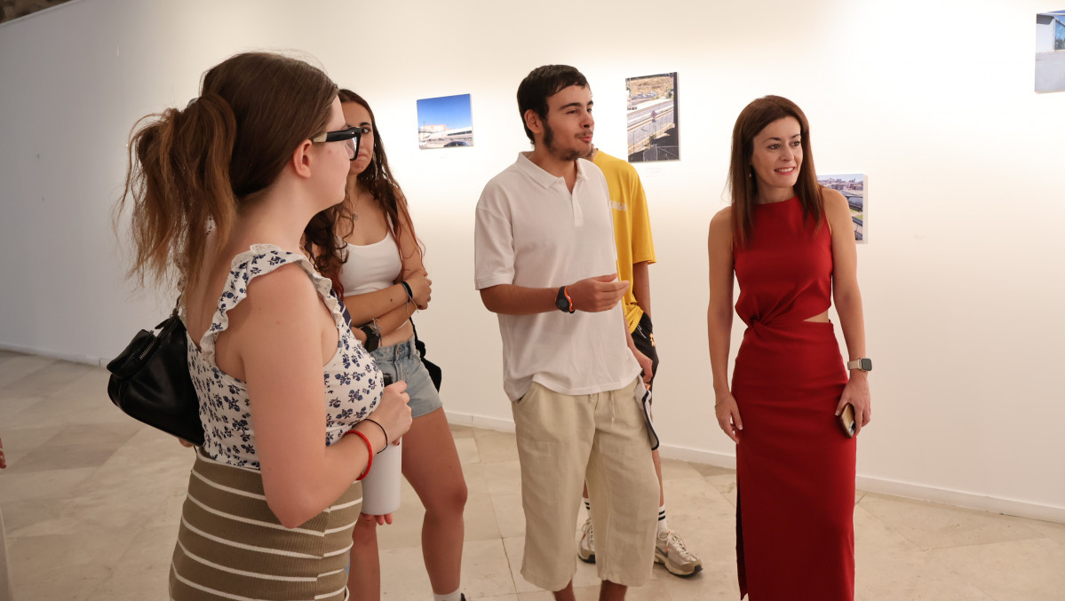 Inauguraciu00f3n Exposiciu00f3n Sombras Urbanas (2)
