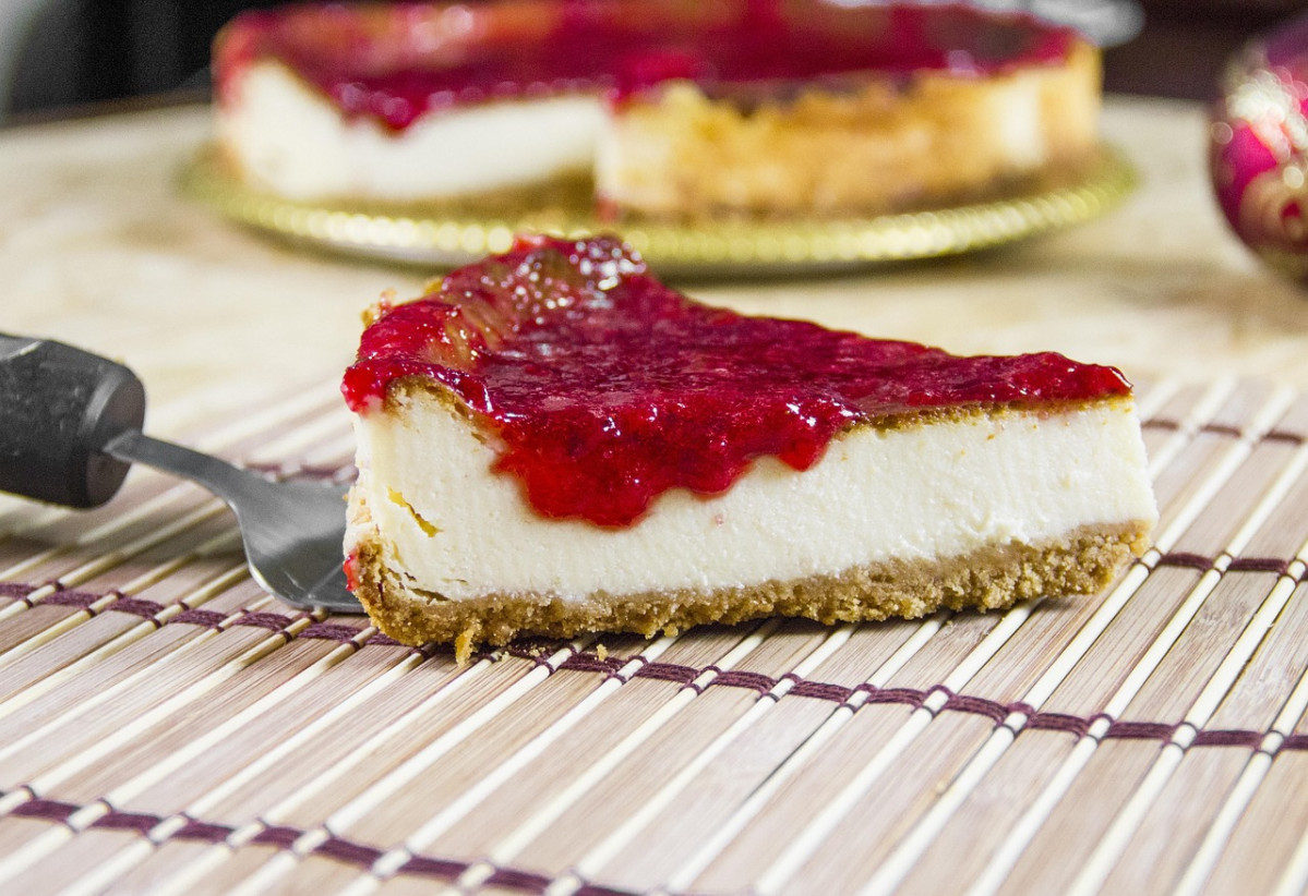Cheesecake 4371777 1280