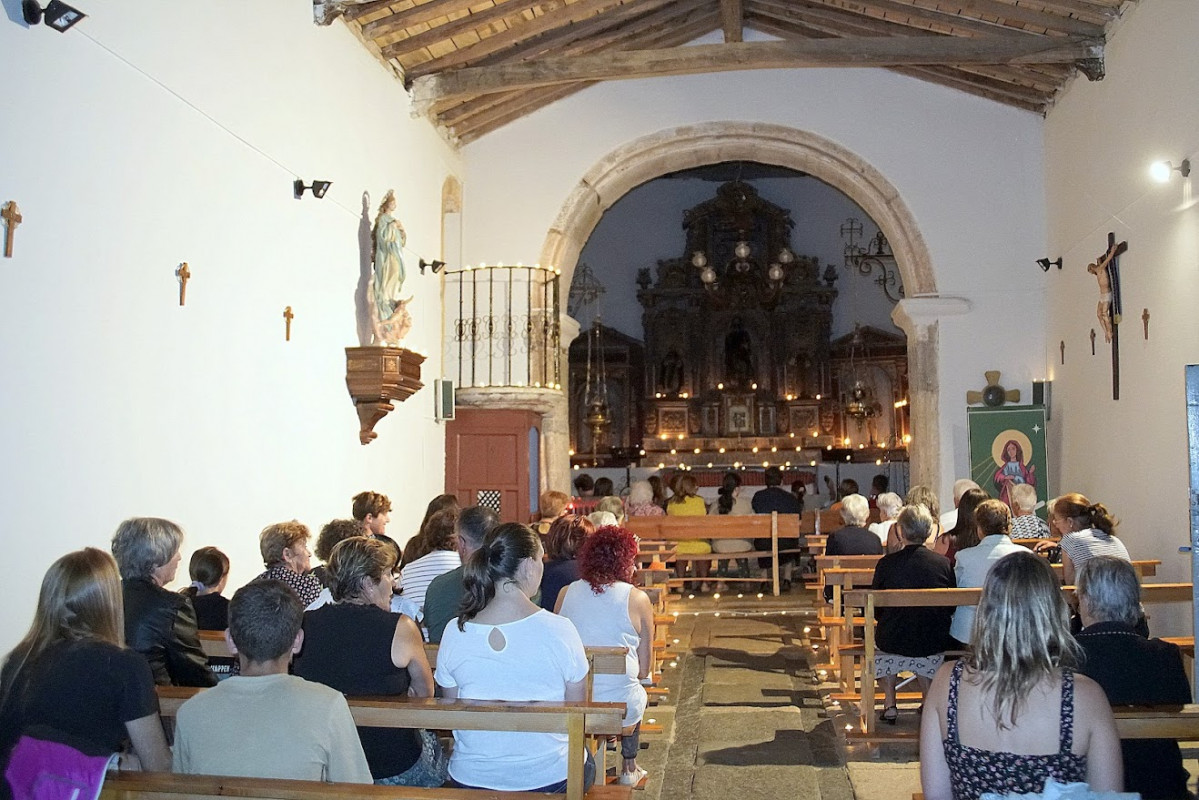 Noche de velas de Puercas (1)